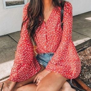 Goodnight Macaroon Floral Print Flared Sleeve Top